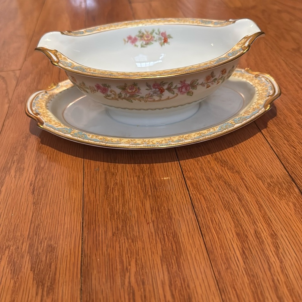 Vintage Noritake Gravy Boat with Underplate